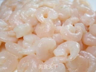 虾仁炒杂蔬的做法步骤：2