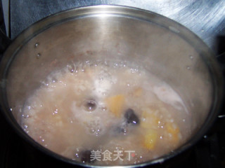 补中益气，健脾和胃的花生蜜枣红薯粥的做法步骤：5