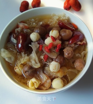 银耳莲子桂枣汤的做法