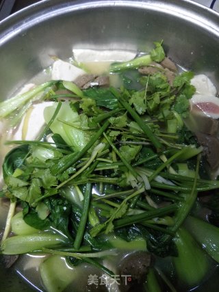肉丸豆腐菜汤的做法