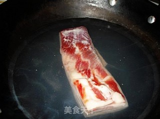 回锅肉的做法步骤：4