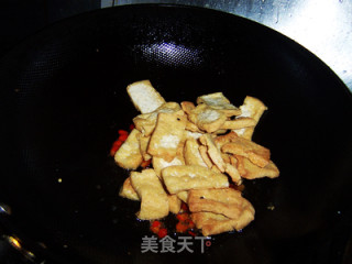 驱寒暖身的---香辣大葱焖豆腐的做法步骤：5