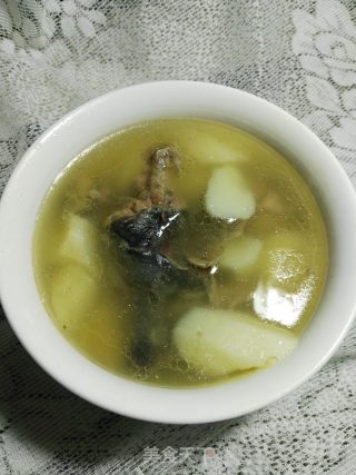 乌鸡山药汤的做法