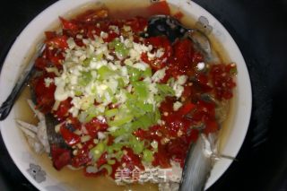 电压力锅版  剁椒鱼头的做法步骤：5