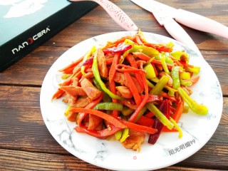 青椒炒肉丁的做法