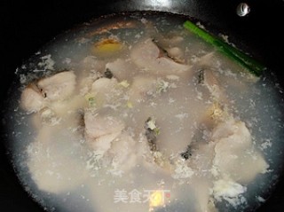 糖醋鱼片的做法步骤：3