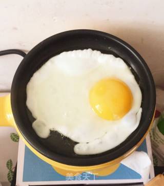 溏心煎蛋的做法