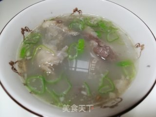 黄芪当归羊排汤的做法