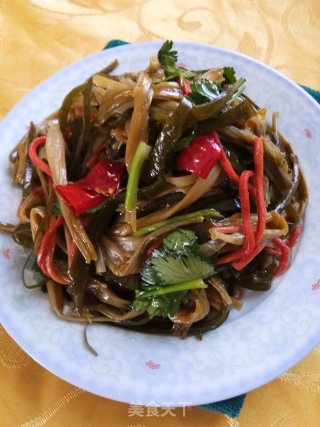 海带拌黄花菜的做法