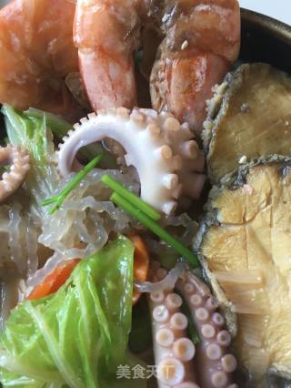 一品海鲜锅的做法