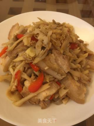 莲藕炒肉的做法