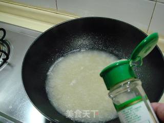 免油烟低碳私家菜“骨汤海鲜豆腐煲”的做法步骤：3