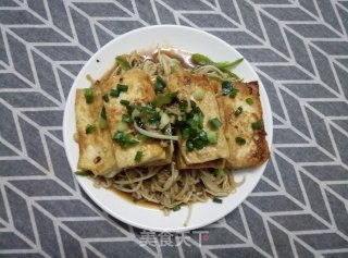 金针菇焖豆腐的做法