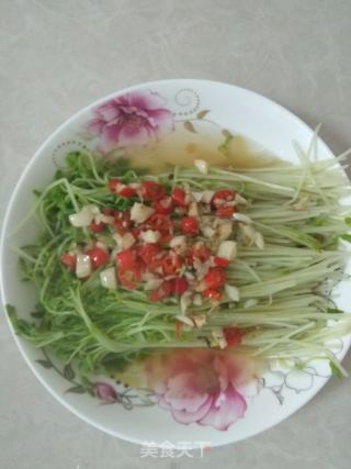 凉拌豌豆苗的做法
