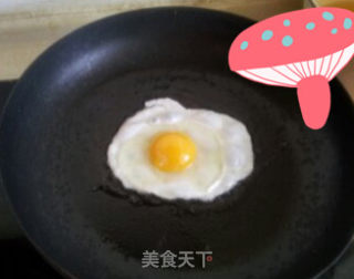 煎蛋的另一种吃法的做法步骤：2
