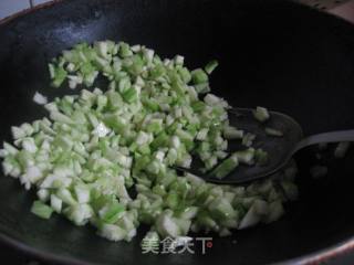 葫芦炒鸡蛋的做法步骤：3