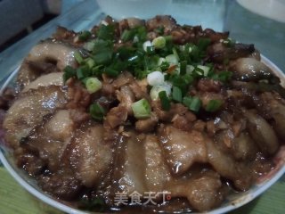 土豆蒸肉的做法