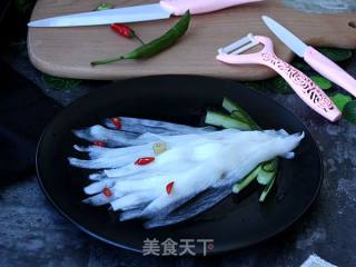 酸辣萝卜片的做法