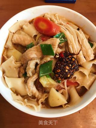 番茄土豆焖面的做法