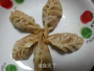 芹菜猪肉柳叶饺的做法