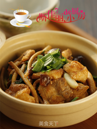 茶树菇豆腐泡五花肉的做法