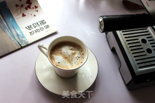 奶泡拉花咖啡的做法