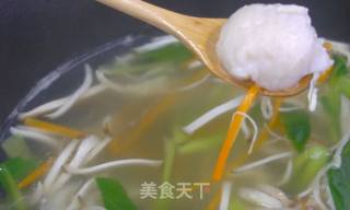 三丝敲鱼汤的做法