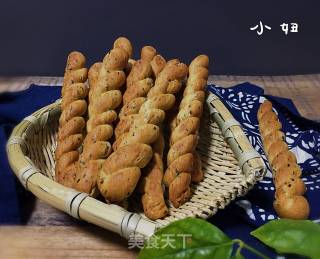 鸡蛋芝香麻花的做法