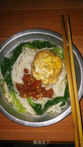 荷包蛋面的做法