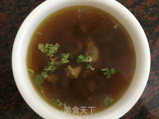 姫松茸鸽子汤的做法