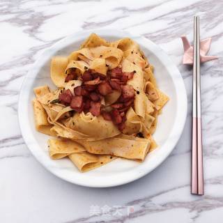 千层面版红油面皮的做法