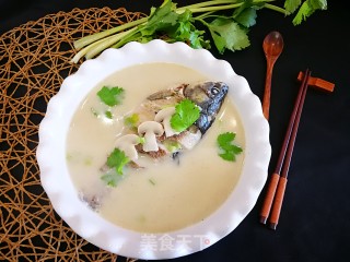 奶白鲫鱼汤的做法