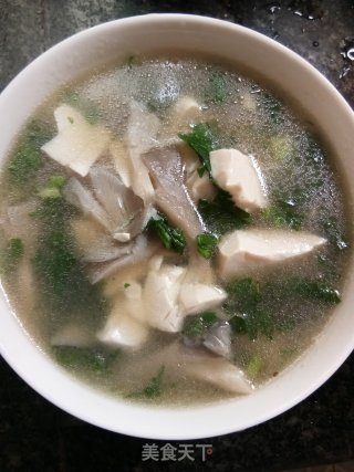 芹菜叶豆腐汤的做法