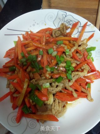 胡萝卜炒肉丝的做法
