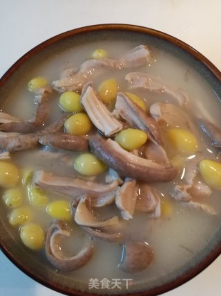白果炖猪肚的做法