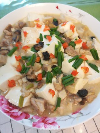 香菇猪肉炖豆腐的做法