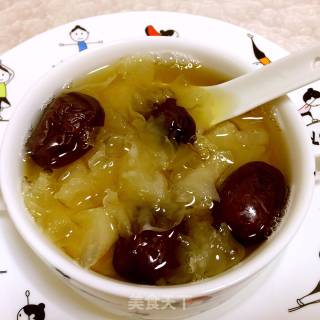 银耳雪梨红枣羹的做法