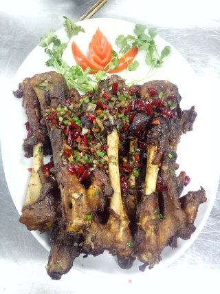 孜然羊腿的做法
