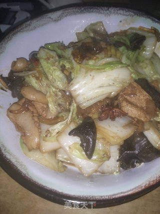老厨帮菜：白菜木耳五花肉粉条的做法