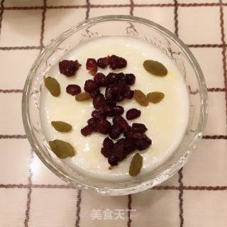 葡萄干果奶的做法