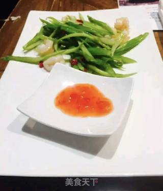 葱苗炒虾仁的做法