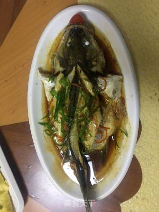 清蒸鲈鱼的做法