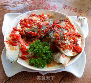 剁椒三文鱼头的做法