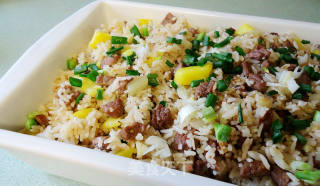 牛肉菠萝粒炒饭