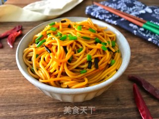葱油拌面的做法