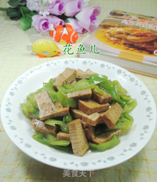 尖椒炒香糕的做法