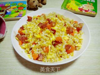 红肠蛋炒饭