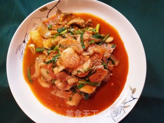 辣白菜五花肉炒年糕的做法