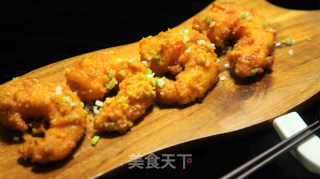 有家鲜厨房：金沙大虾的做法