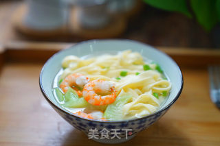 虾仁丝瓜鸡蛋面的做法